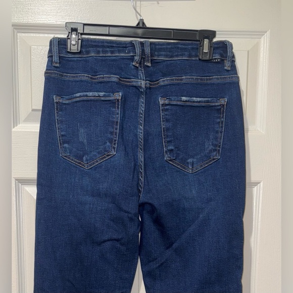 Risen Full Size High Rise Frayed Hem Flare Jeans. Size Jr 9. Dark blue. EUC - Picture 3 of 15